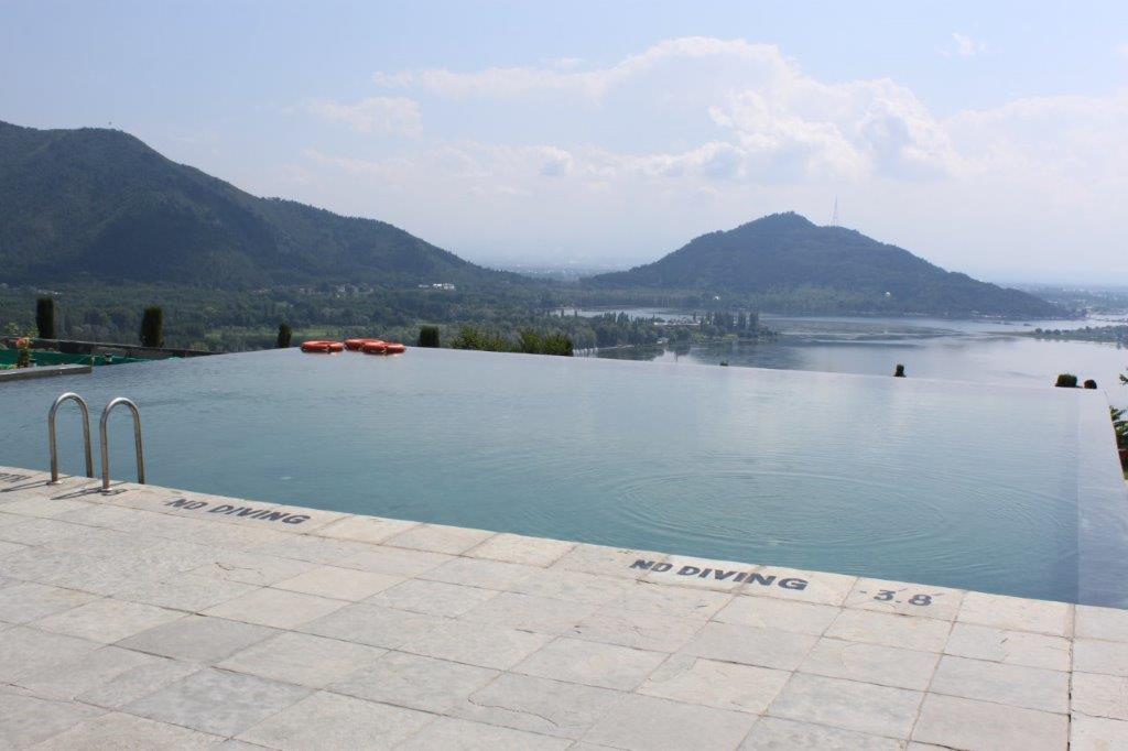 Taj Vivanta, Srinagar (040)